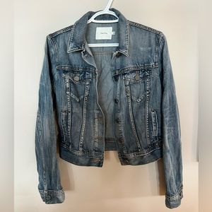 Aritzia Talula denim jacket